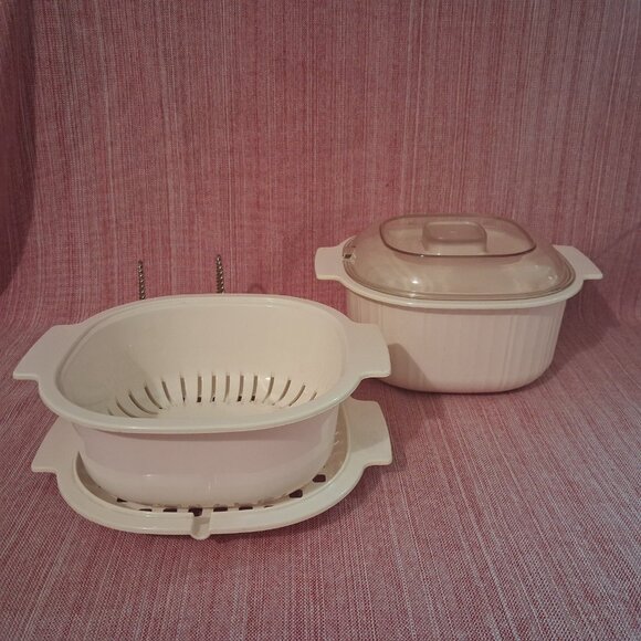 RUBBERMAID MICROWAVE COOKWARE 4 PC STACKING SET - Picture 3 of 8